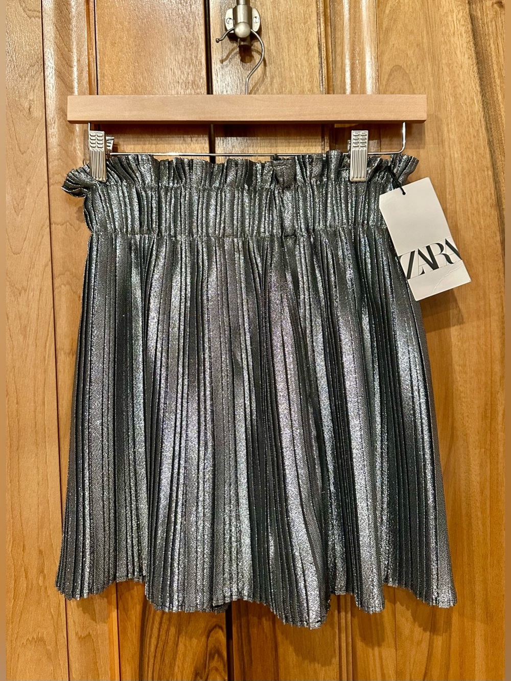NWT Zara Ultra-Metallic Silver Pleated Paperbag-Waist Miniskirt, S - Picture 10 of 10